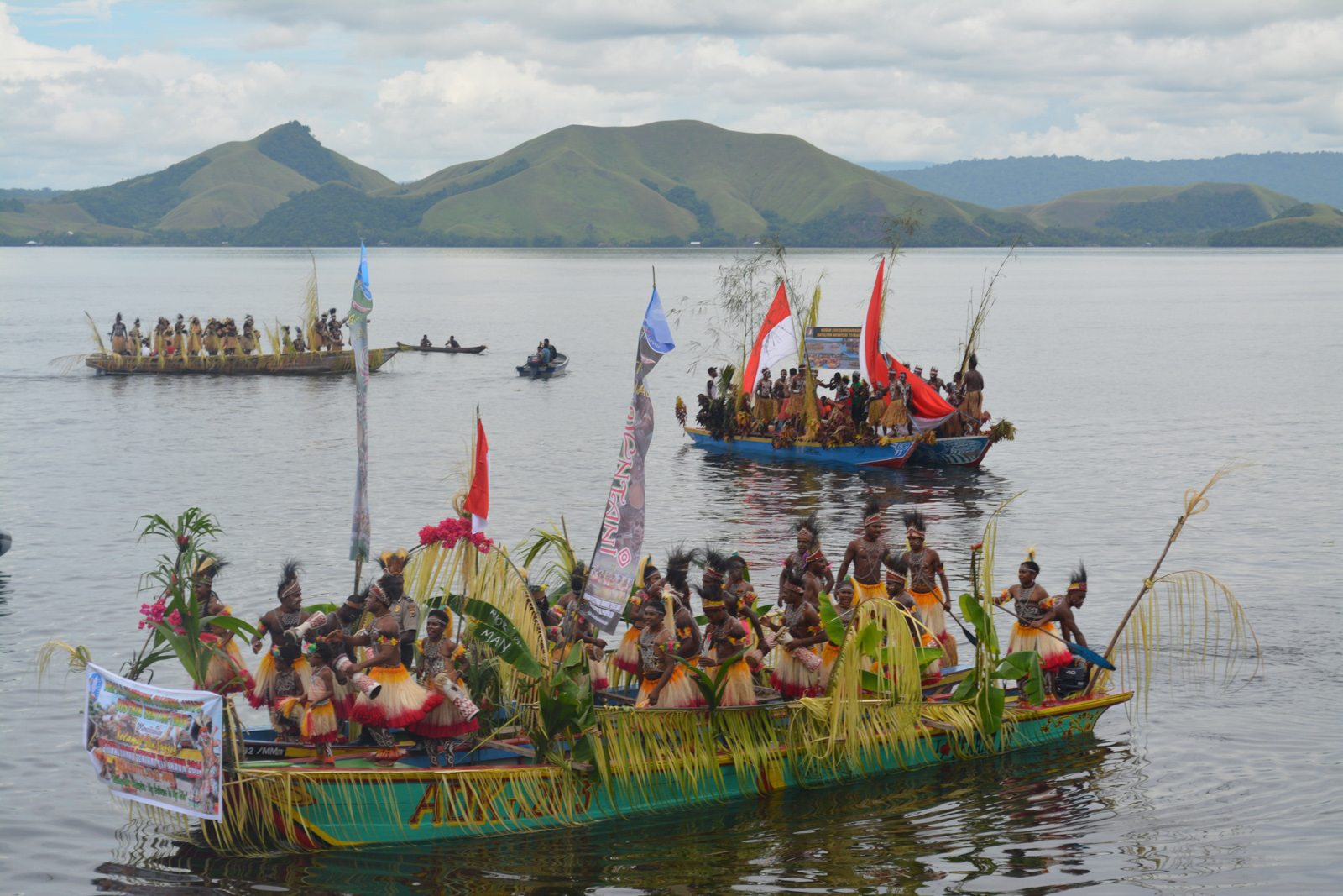 Festival Danau Sentani-bg
