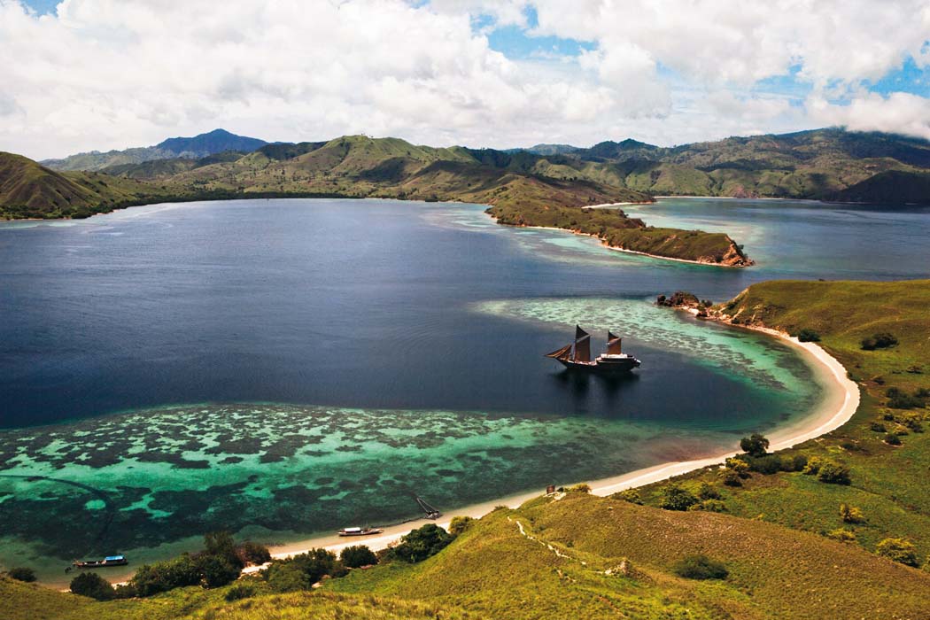 Paket Wisata Overland & Live on Board Flores Pesona Indo -Foto Trip 2