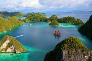Photo Tour Danau Toba Sumatera Utara - Lake Toba View (1)