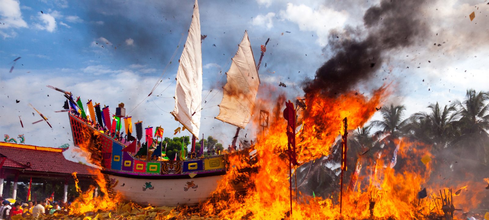 upacara bakar tongkang_panorama1