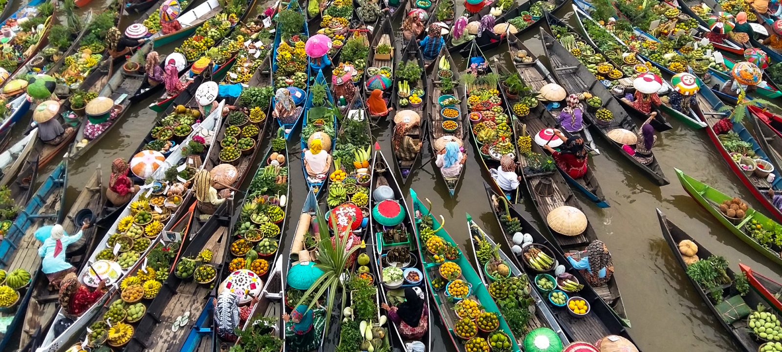 Festival Pasar Terapung Banjarmasin