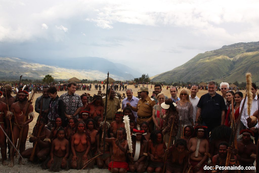kedubes-di-festival-lembah-baliem-2016